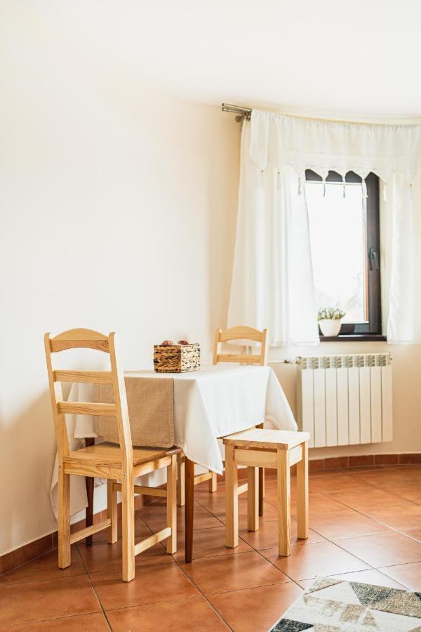 Hotel Dom Na Turystycznej à Pyzowka Extérieur photo