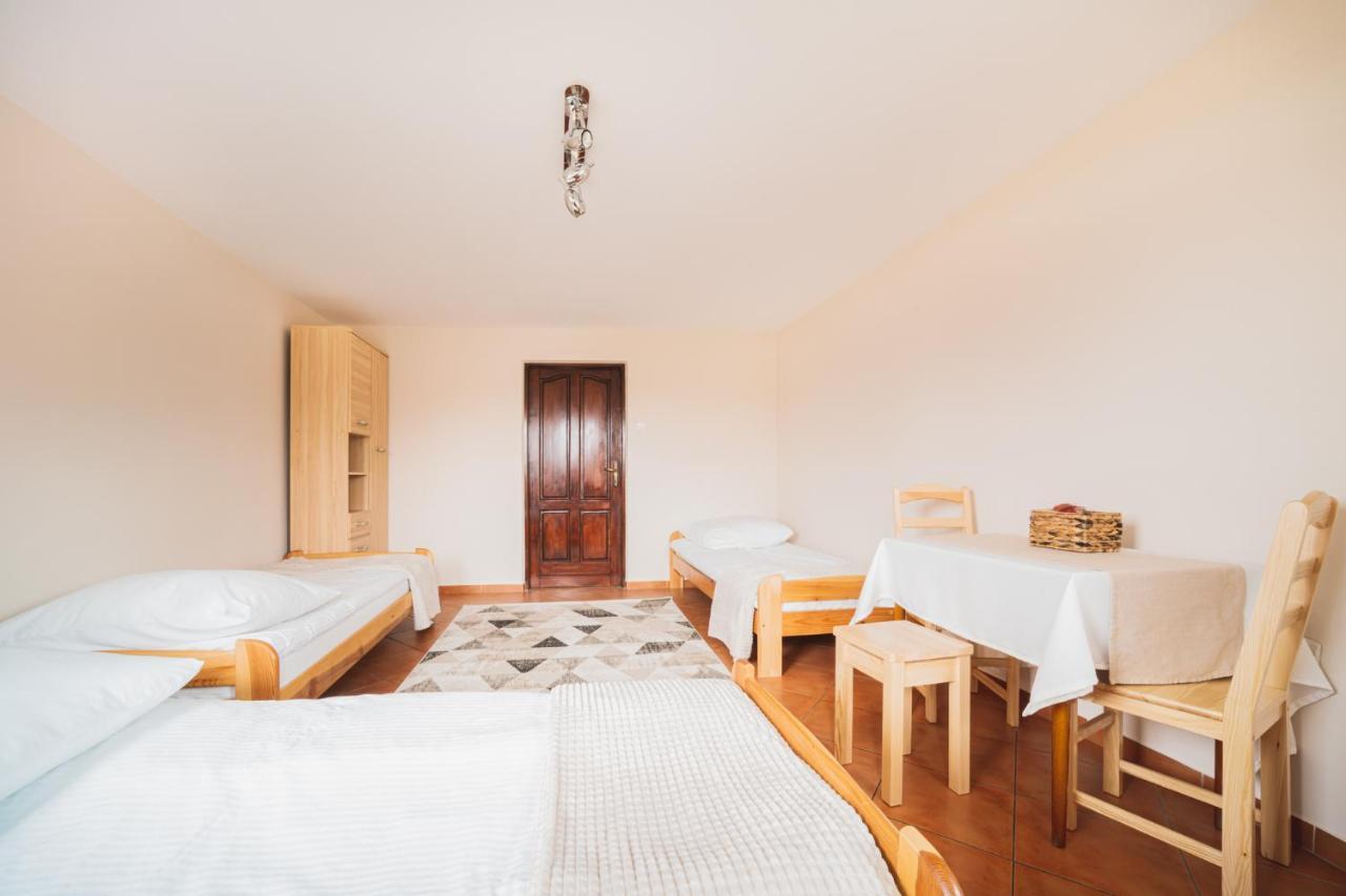 Hotel Dom Na Turystycznej à Pyzowka Extérieur photo